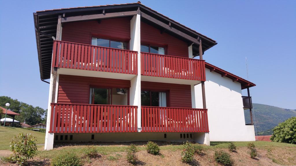 Vvf Pays Basque Saint-Etienne-De-Baigorry Hotel Exterior photo